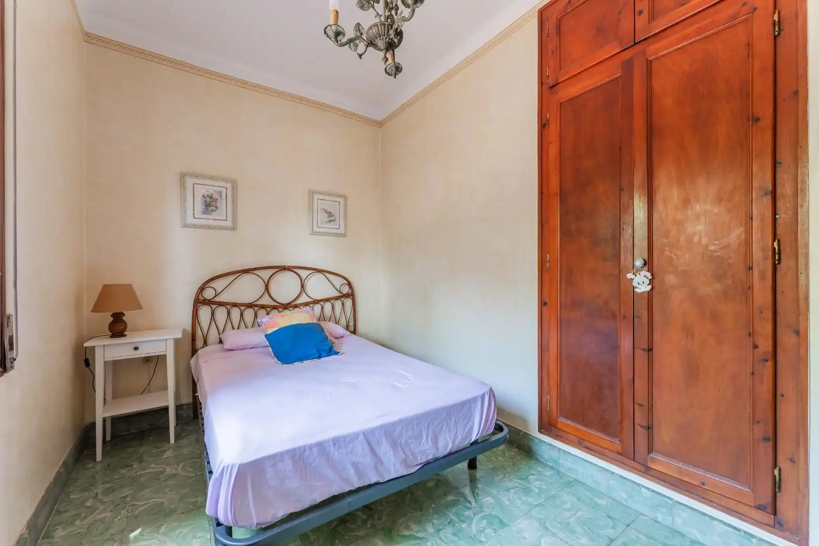 Dormitori de Casa o xalet en venda en Montornès del Vallès amb Calefacció, Jardí privat i Piscina