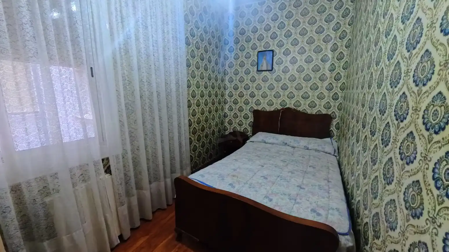 Habitación de Piso en venta en  Logroño con Calefacción, Jardín privado y Amueblado