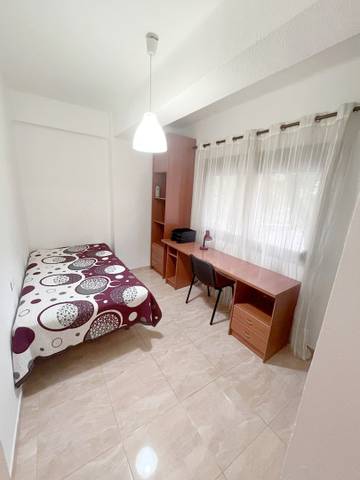 Piso en Alquiler en Calle Doctor Fernando Escobar, 4 en Plaza de Toros