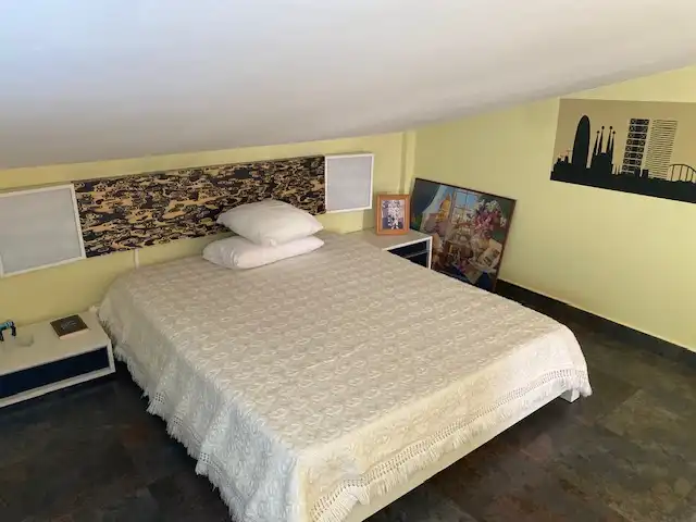 Habitación de Casa adosada en venta en Montcada i Reixac con Calefacción, Jardín privado y Terraza