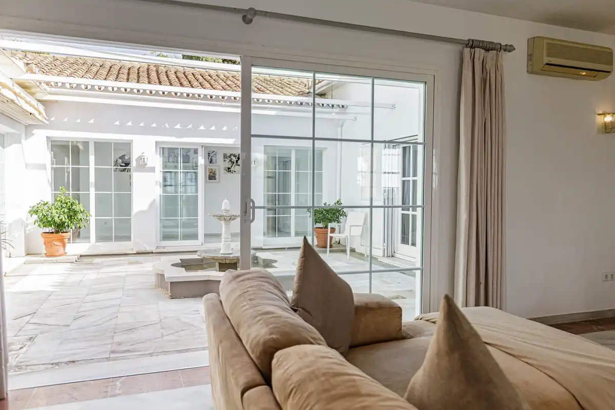 Chalet con terraza en venta en Avenida Benamara 15, imagen 6