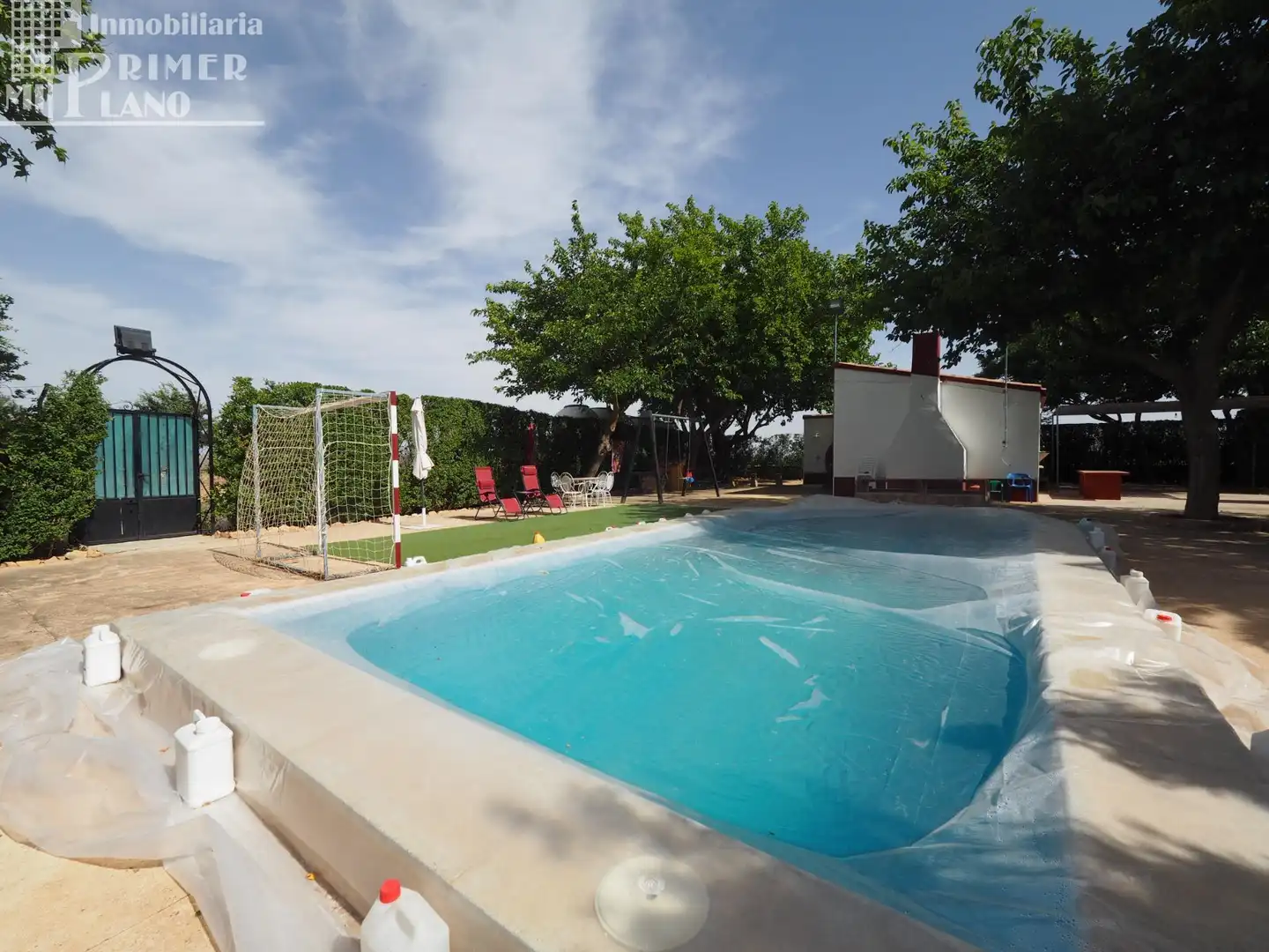 Swimming pool of Houses for sale in Argamasilla de Alba  with Swimming Pool