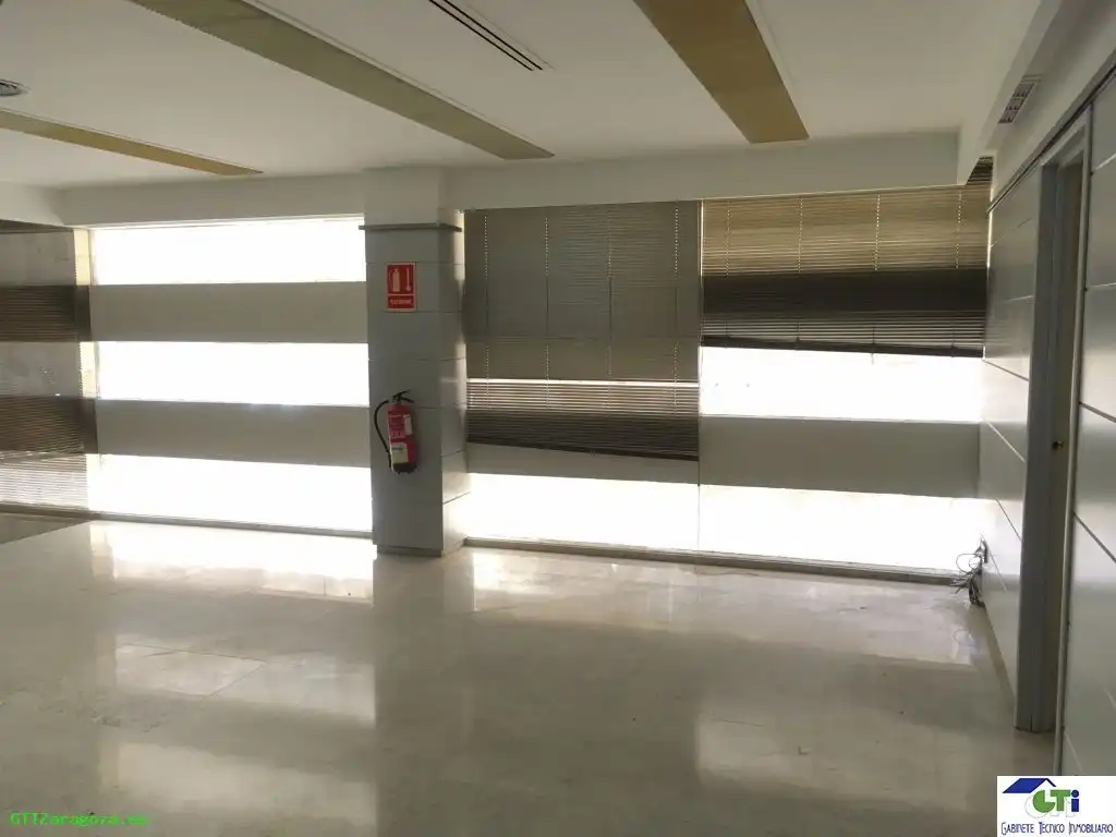 Local de alquiler en Zaragoza