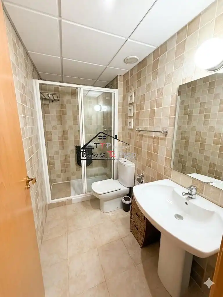 Baño de Apartamento en venta en Benicarló con Aire acondicionado, Terraza y Amueblado