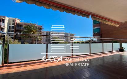 Exterior view of Flat for sale in Castelldefels  with Terrace