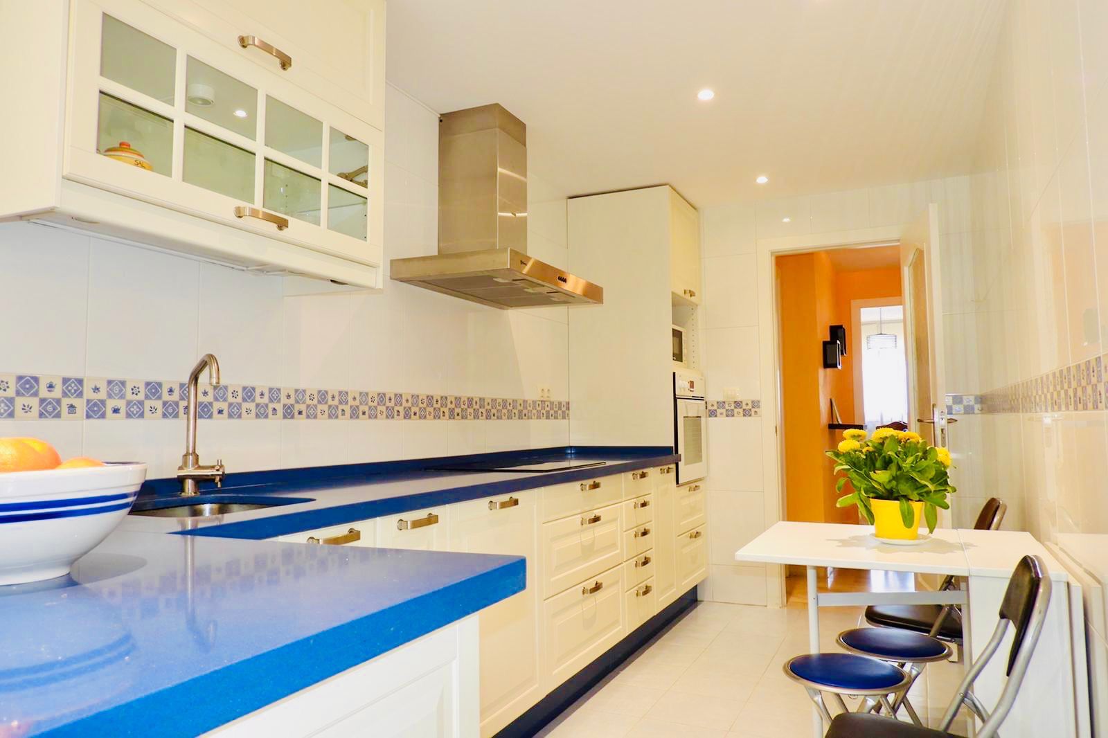 Cocina de Apartamento en venta en Mijas con Aire acondicionado, Calefacción y Terraza