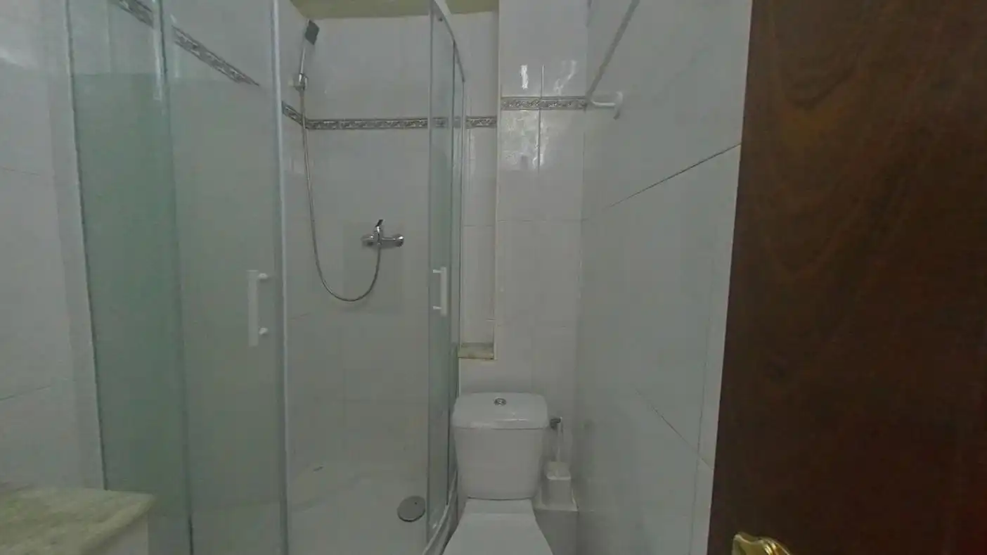 Baño de Piso en venta en Barcelona con Calefacción