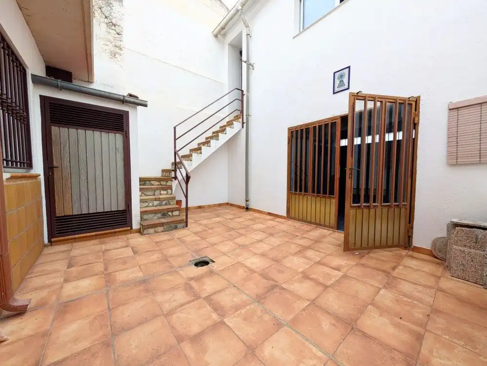 Detached homes for sale in El Burgo de Ebro  with Heating, Terrace and Storage room