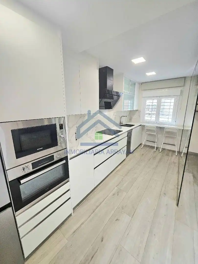Kitchen of Houses for rent in La Zubia Ciudad