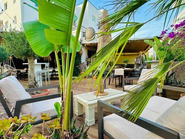 Local comercial en traspàs a Ses Figueretes - Platja d'en Bossa - Cas Serres