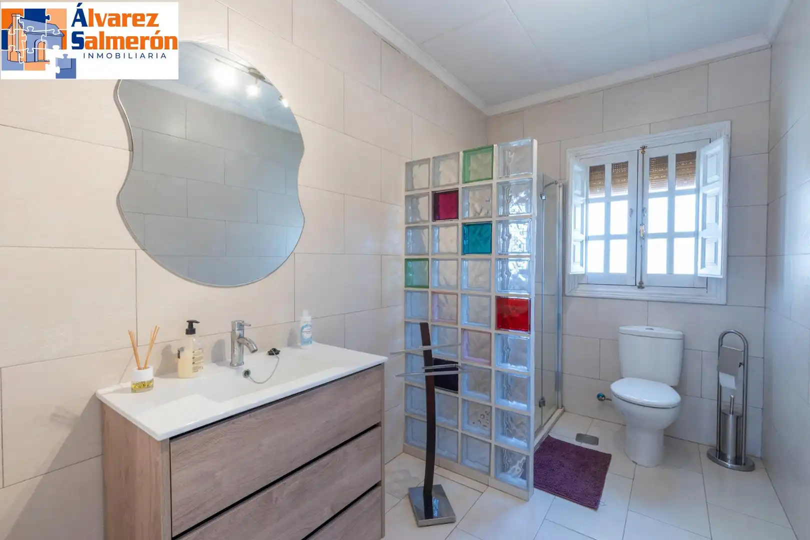 Baño de Casa o chalet en venta en Altos de la Zubia
