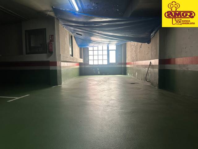 Garaje en Venta en Rúa do Xeneral Pardiñas en Ensanche - Sar