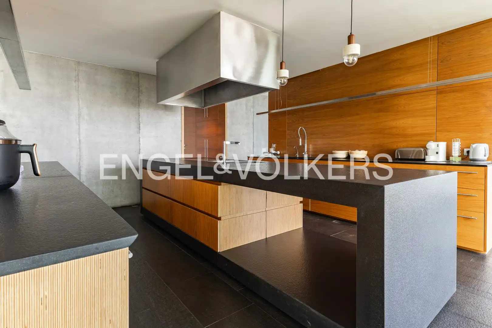 Cocina de Casa o chalet de alquiler en Alella con Aire acondicionado, Calefacción y Jardín privado