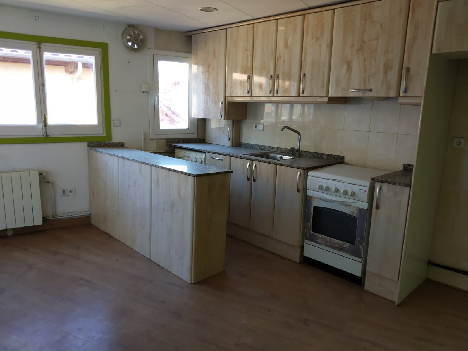 Kitchen of Flat for sale in Ripoll  with Heating