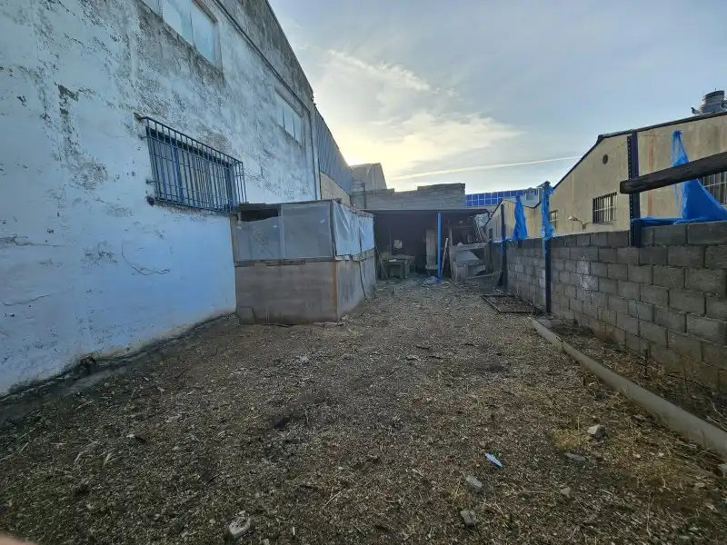 Nave industrial en venta en Navas del Sepillar