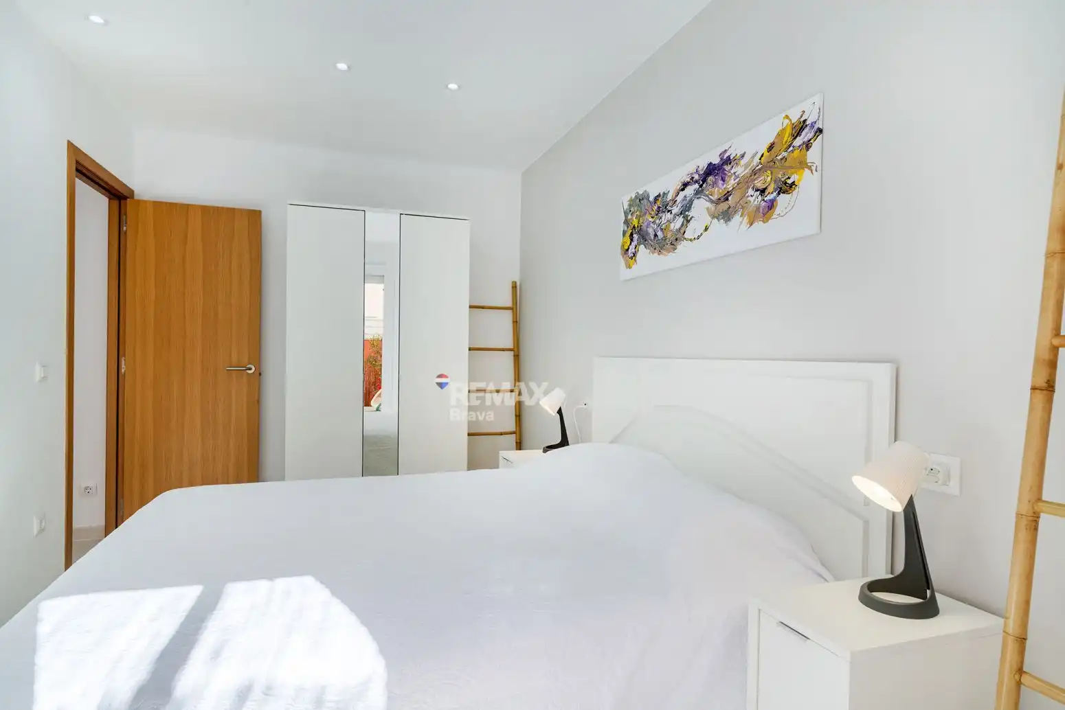Bedroom of Flat for sale in Roses  with Air Conditioner, Heating and Terrace