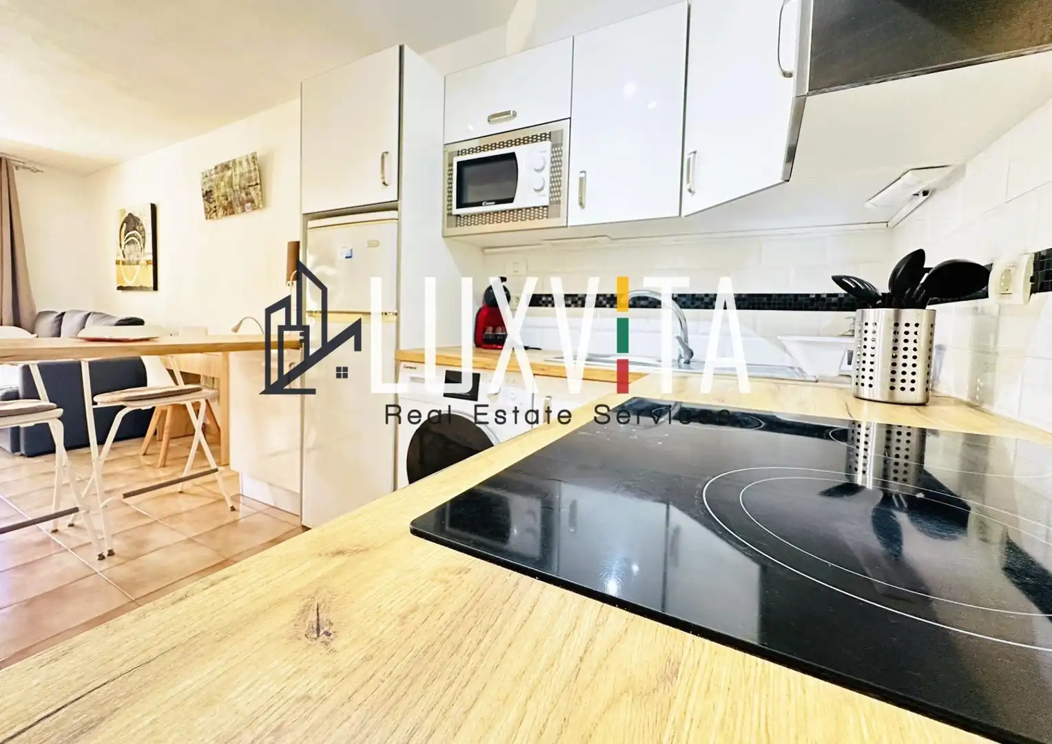 Cuina de Apartament en venda en Arona amb Jardí privat, Terrassa i Moblat