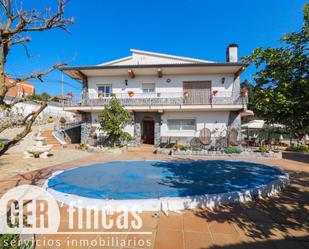 Exterior view of House or chalet for sale in Terrassa  with Air Conditioner, Heating and Private garden