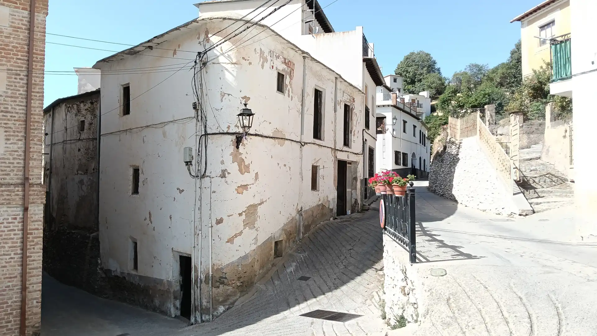 Außenansicht von Haus oder Chalet zum Verkauf in Alpujarra de la Sierra mit Terrasse