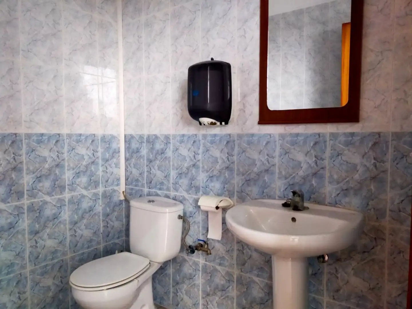 Bathroom of Industrial buildings for rent in Mataró  with Heating