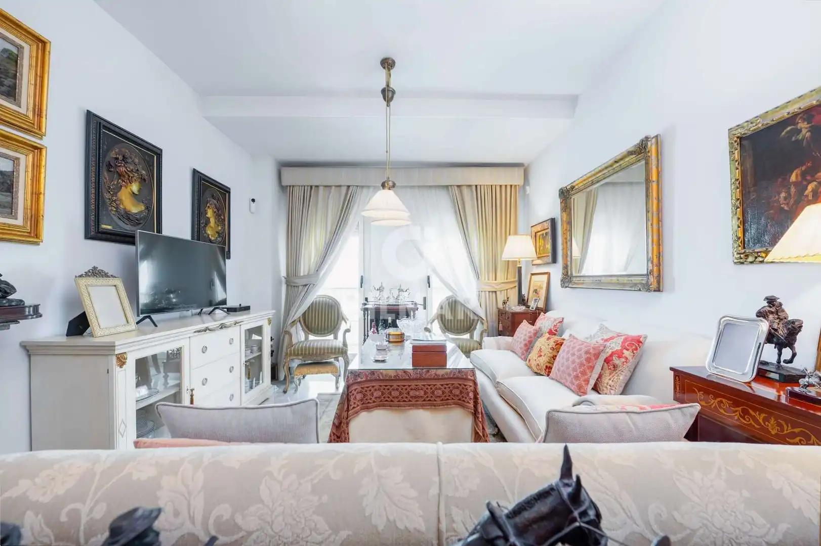 Living room of Flat for sale in Sevilla  with Heating, Private garden and Storage room