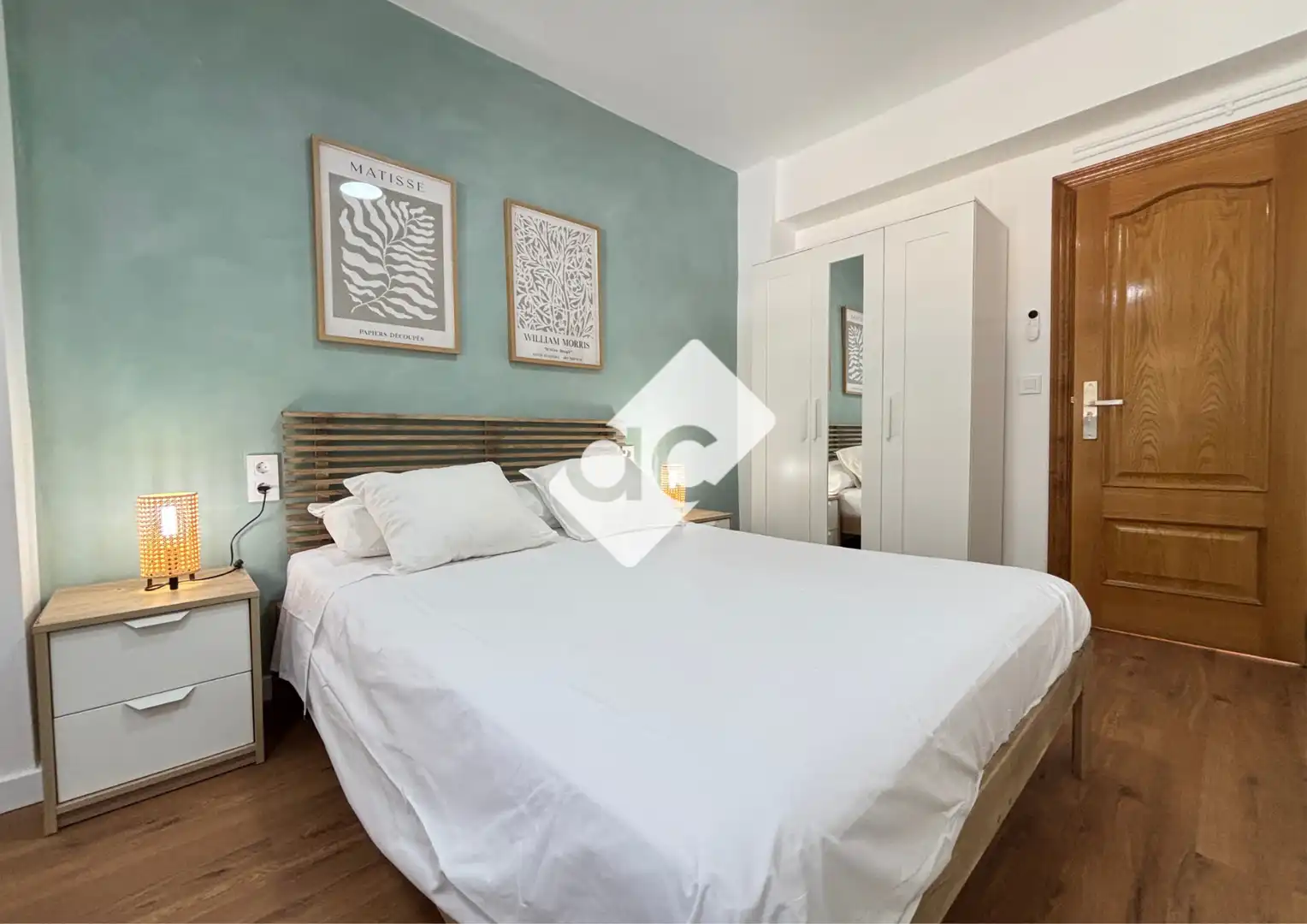 Habitación de Apartamento de alquiler en Valencia con Aire acondicionado, Calefacción y Parquet