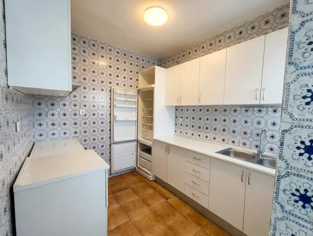 Kitchen of Flat for sale in Salobreña  with Heating and Balcony