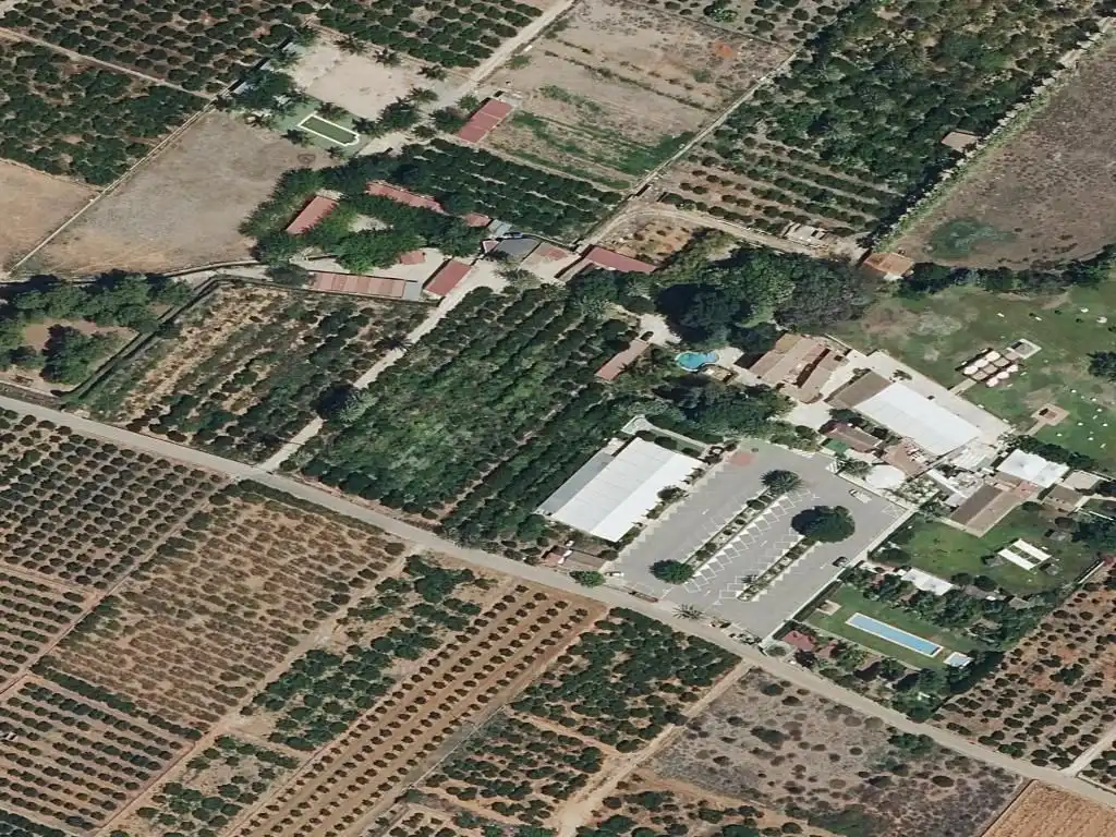 Edifici en venda en L'Énova