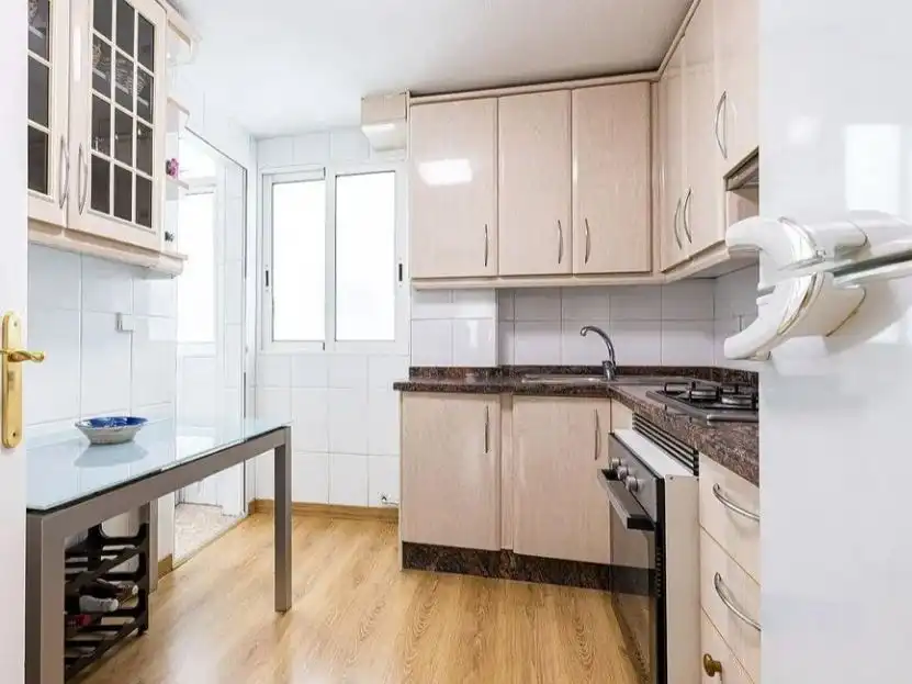 Piso en venta en BAIXADA DE LA TRINITAT 5, imagen 2
