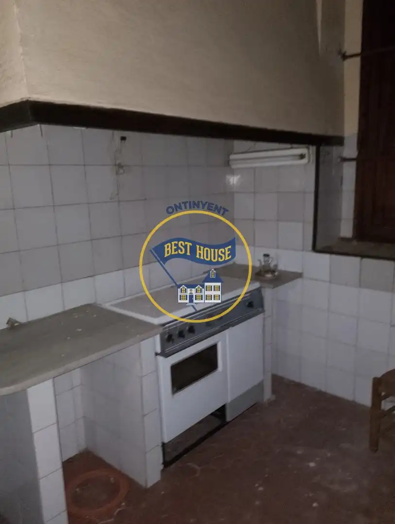 Cuina de Casa o xalet en venda en Montaverner amb Jardí privat, Terrassa i Traster