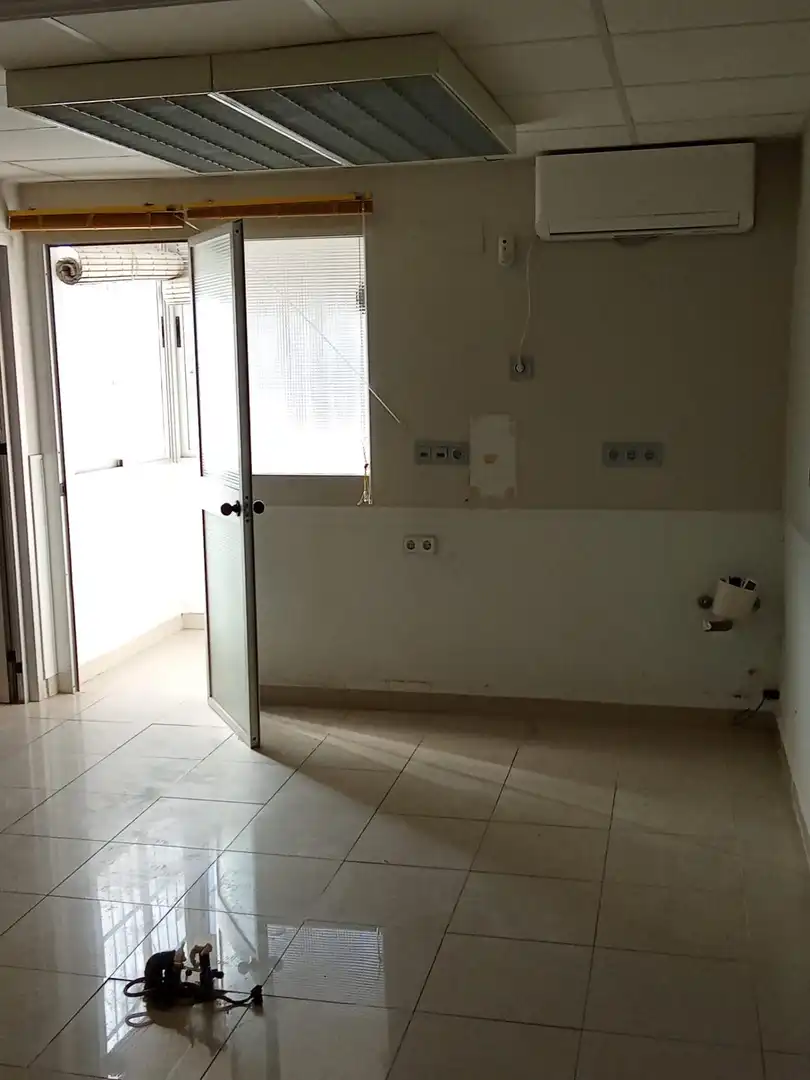 Local comercial en venda a Calle Pontevedra