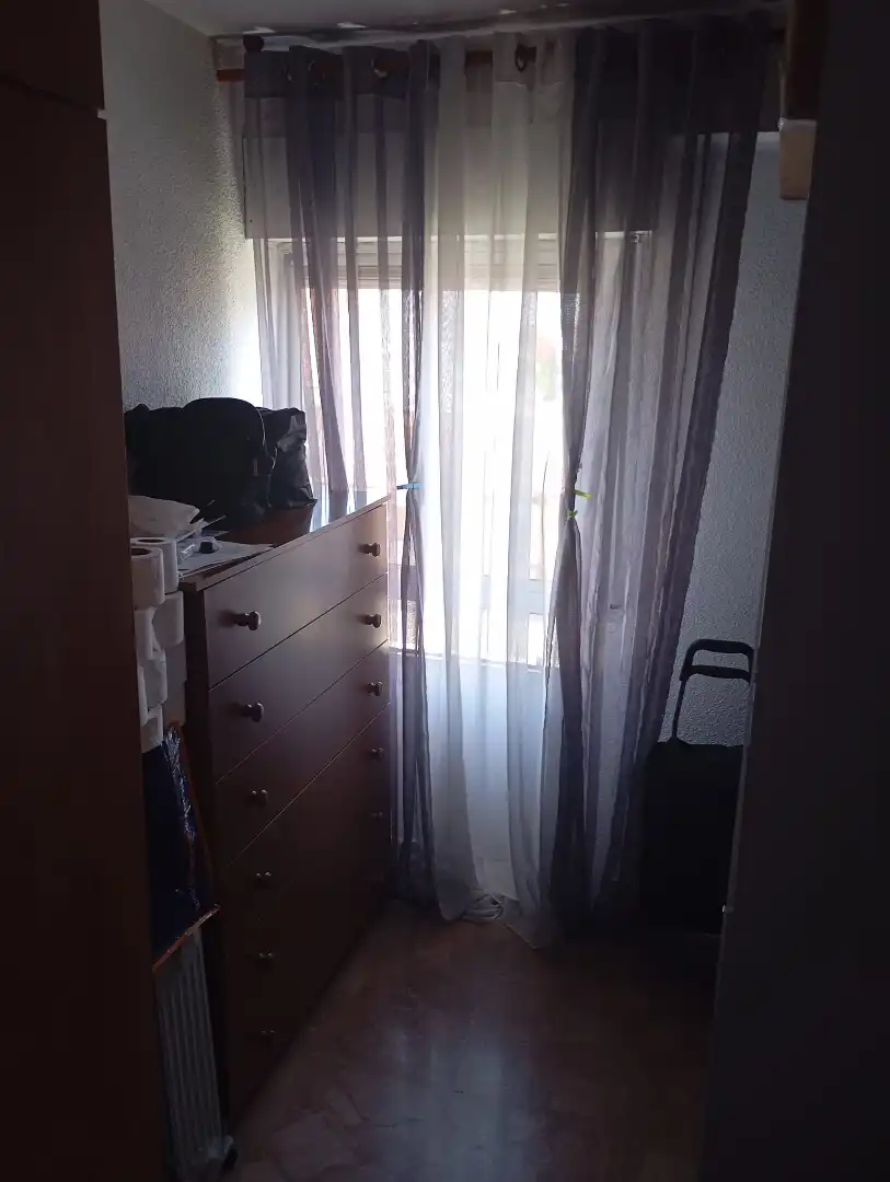 Dormitori de Pis en venda en Córdoba amb Aire condicionat, Moblat i Balcó