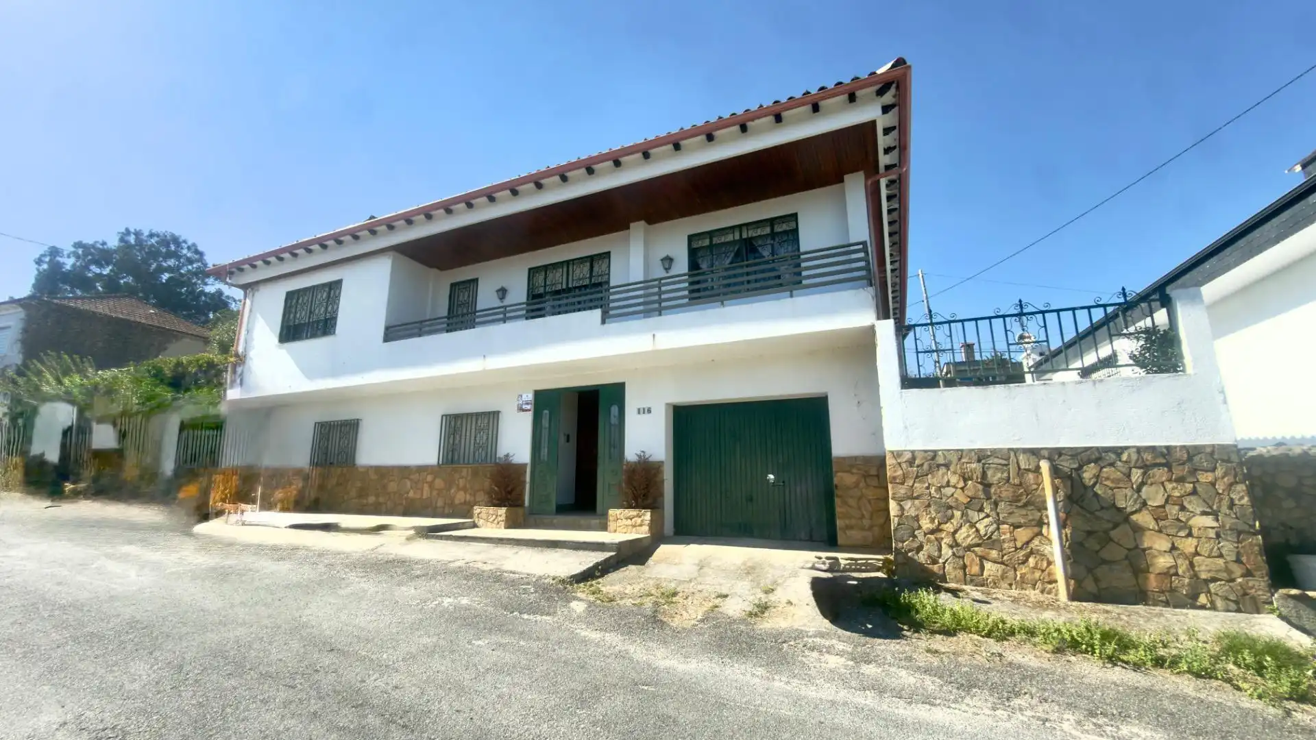 Maison avec terrasse à vendre à Avión