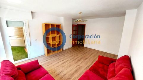Piso con cuatro dormitorios y garaje en San José, image 3