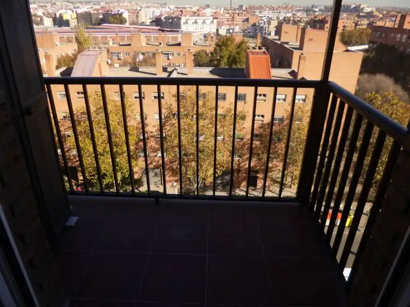 Balcony of Flat for rent in Madrid  with Air Conditioner, Heating and Terrace