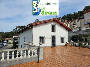 Casa amb piscina en venda a Barrio Baltezana 146