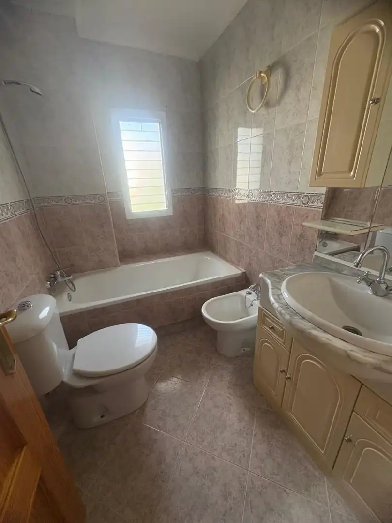 Badezimmer von Wohnung zum Verkauf in Málaga mit Klimaanlage, Heizung und Terrasse