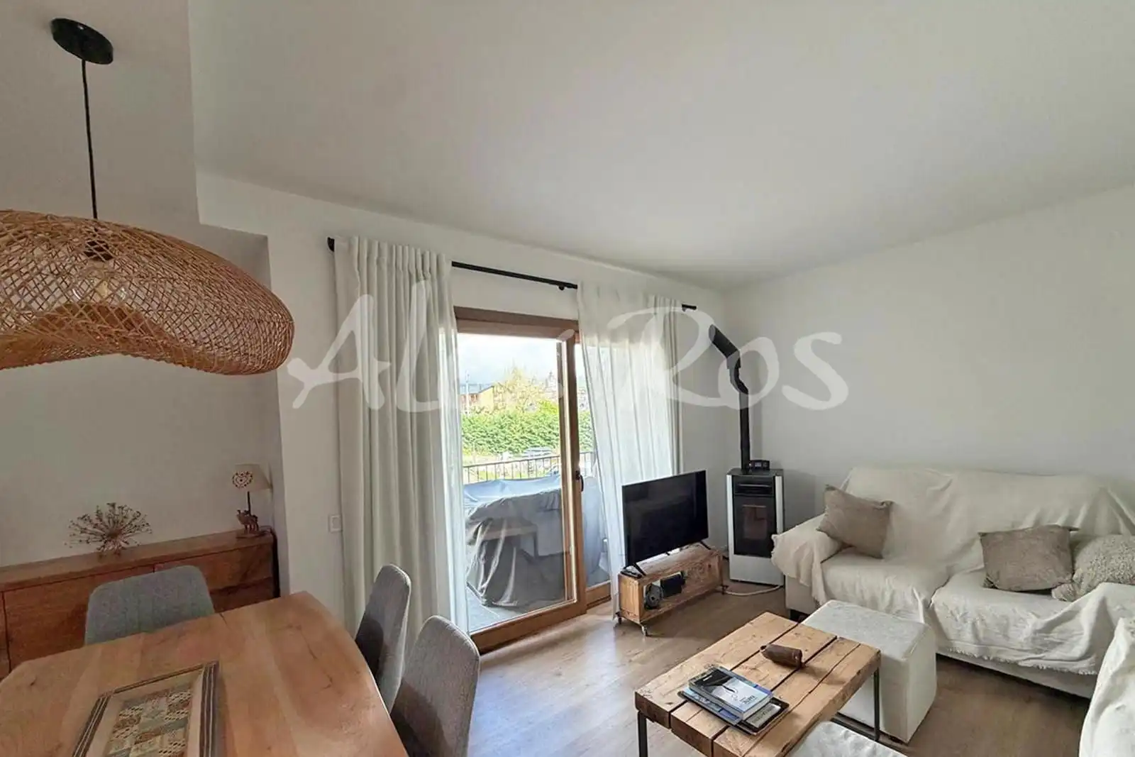 Wohnzimmer von Wohnung zum Verkauf in Bellver de Cerdanya mit Heizung und Abstellraum
