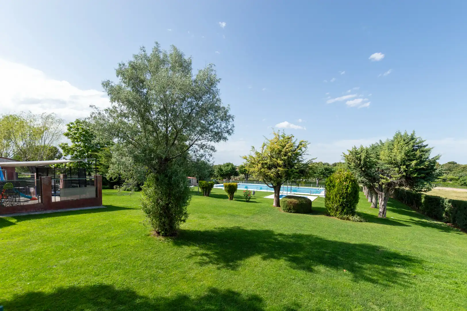 Jardín de Casa o chalet en venta en Hontoba con Calefacción, Jardín privado y Terraza