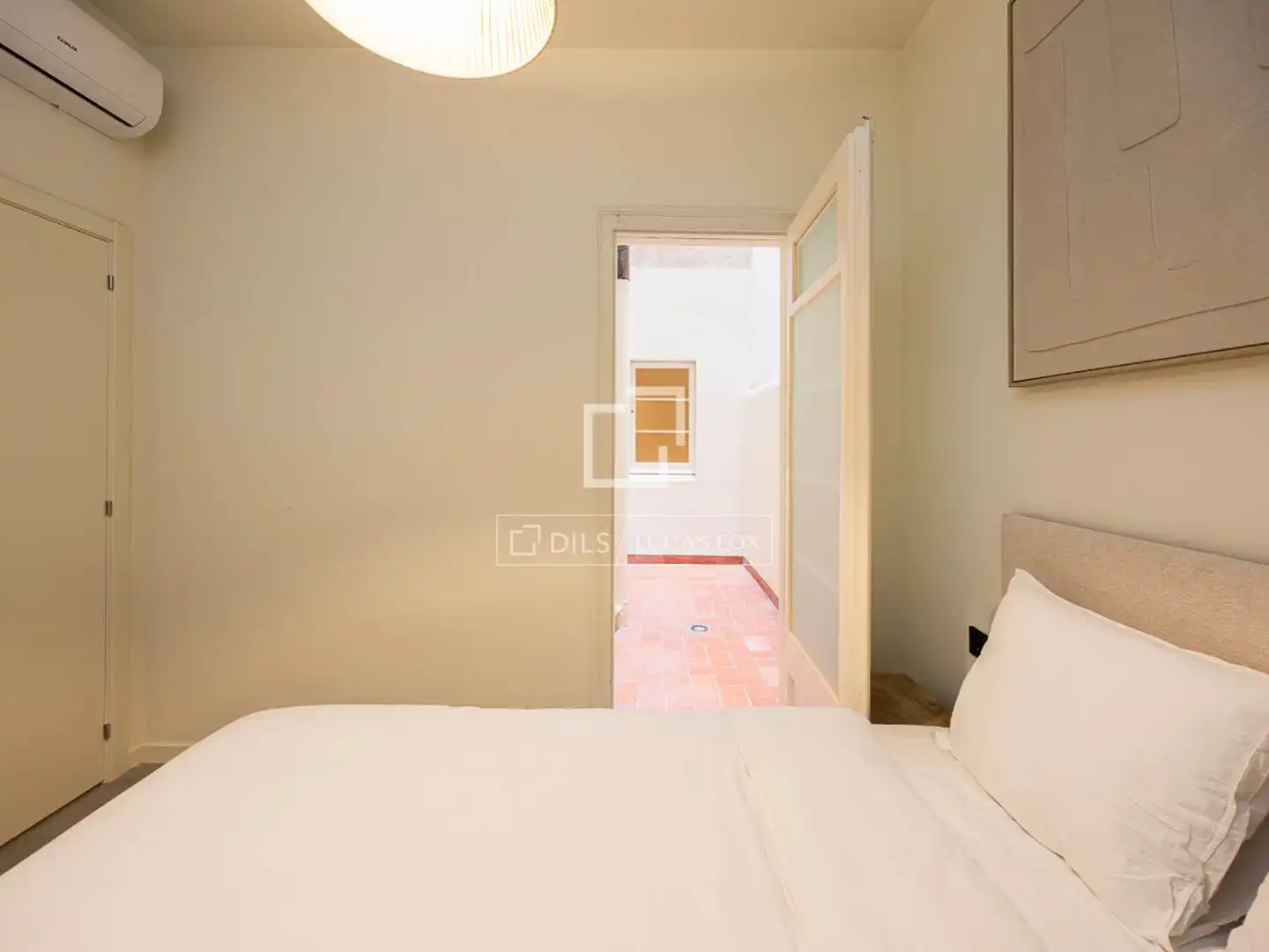 Habitación de Piso en venta en Barcelona con Aire acondicionado, Terraza y Amueblado