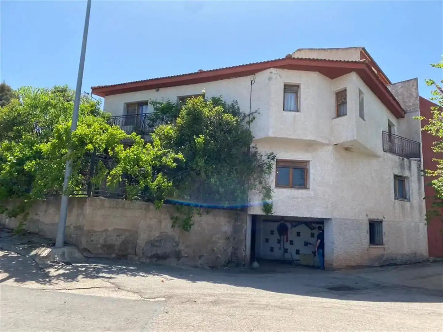 Vista exterior de Casa adosada en venta en El Frasno con Jardín privado y Balcón