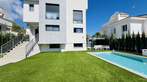 Foto 2 de Casa o xalet en venda a La Nucia Pueblo, Alicante