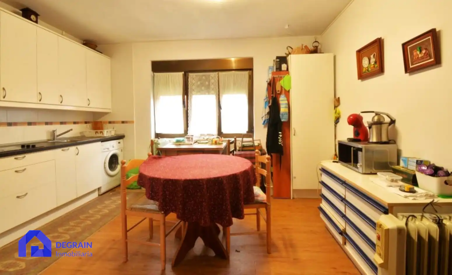 Kitchen of Flat for sale in Siero  with Heating and Storage room