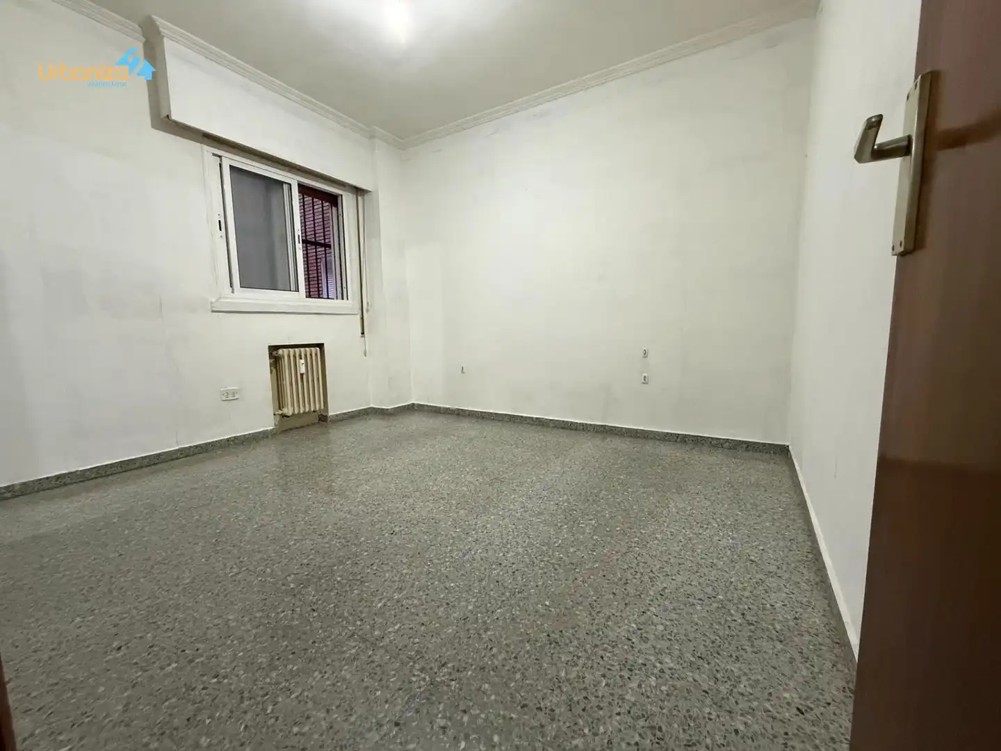 Habitación de Piso en venta en Badajoz con Aire acondicionado, Calefacción y Trastero