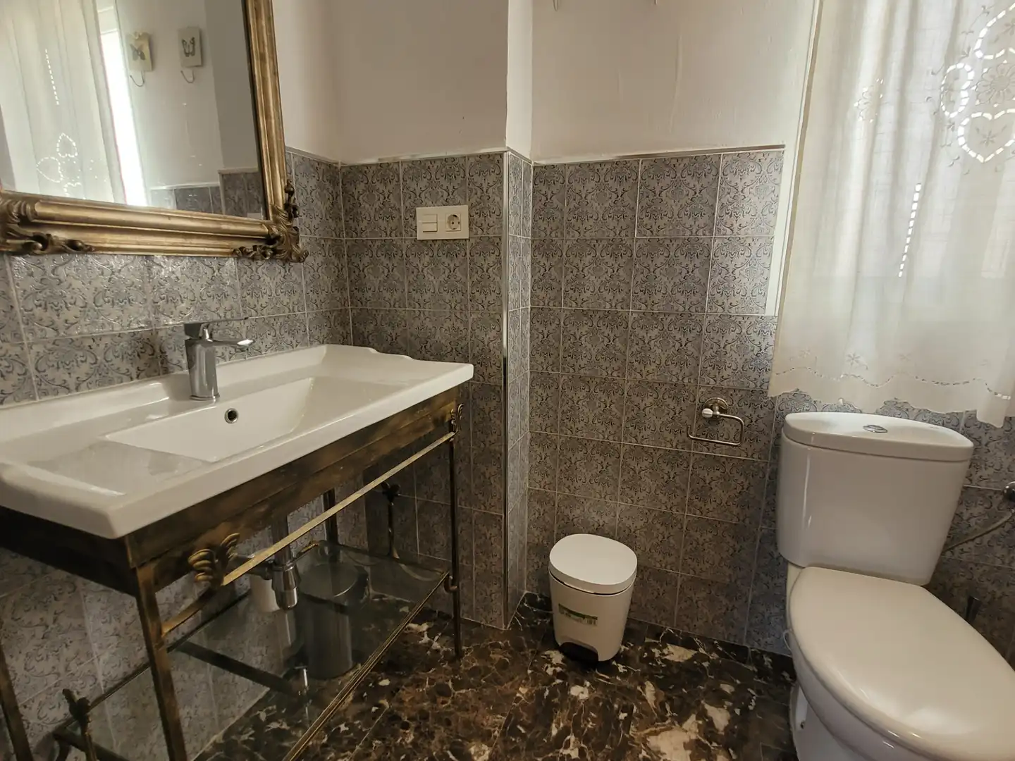 Bathroom of Attic for sale in Maracena  with Air Conditioner, Heating and Terrace