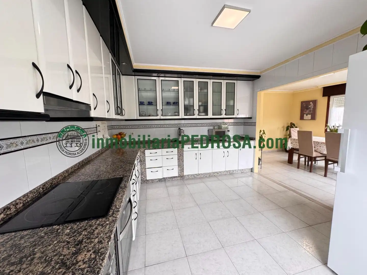Houses for sale in PE REDONDO-S SALVADOR, San Salvador - Caeira