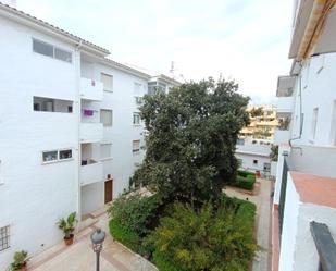 Flat for sale in Calle Comares, La Concha - Resina Golf