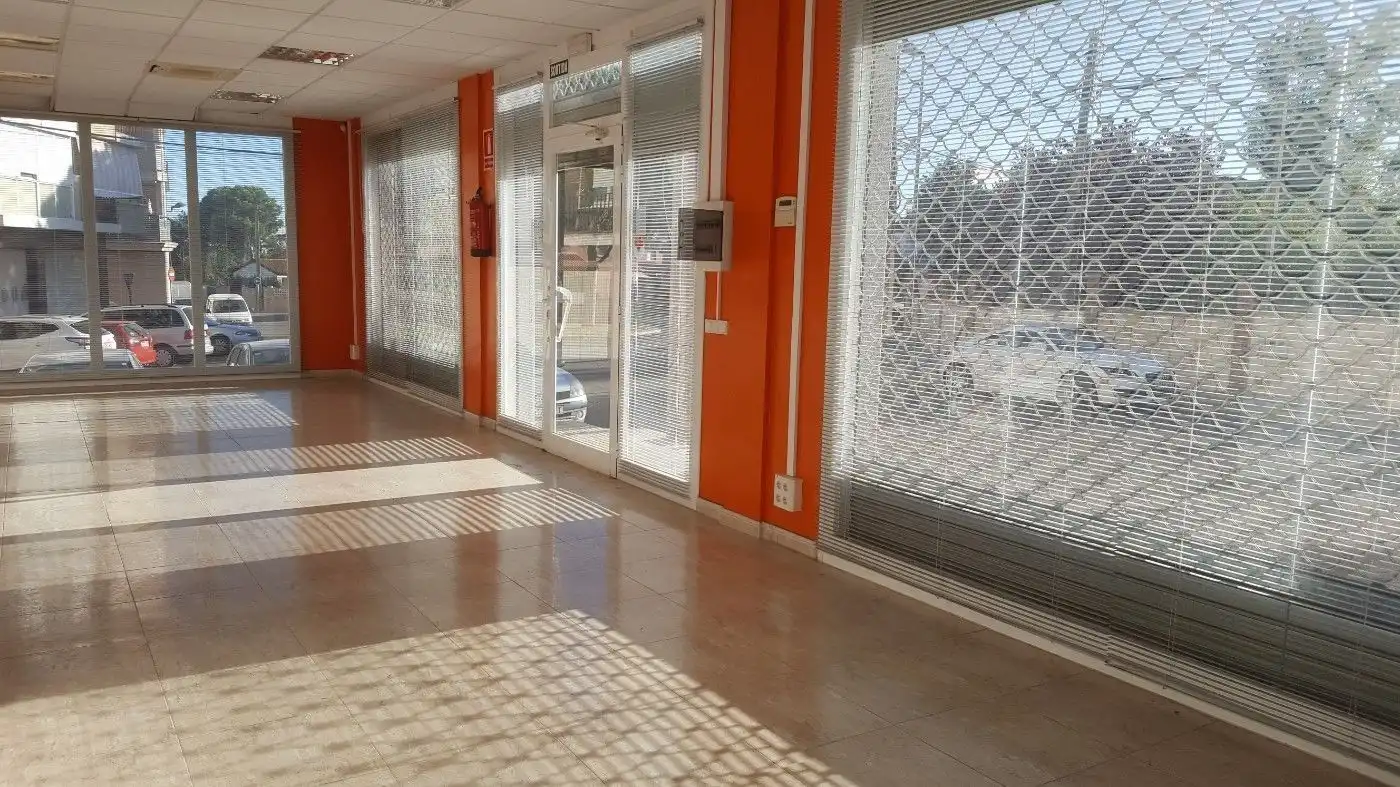 Local en venda a Avinguda de la Generalitat, 2, Vilallonga del Camp