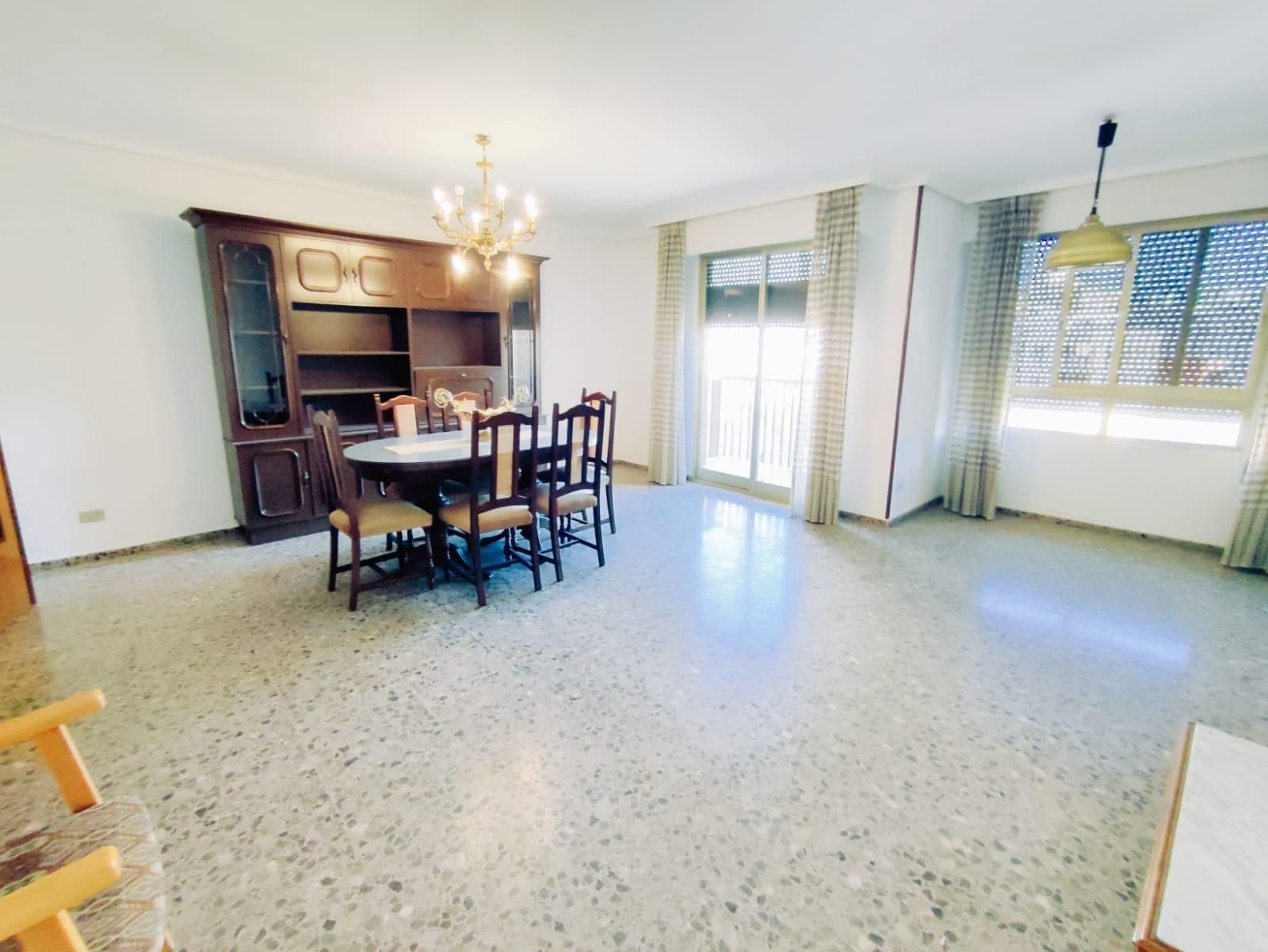 Dining room of Flat for sale in L'Alcora  with Storage room and Balcony