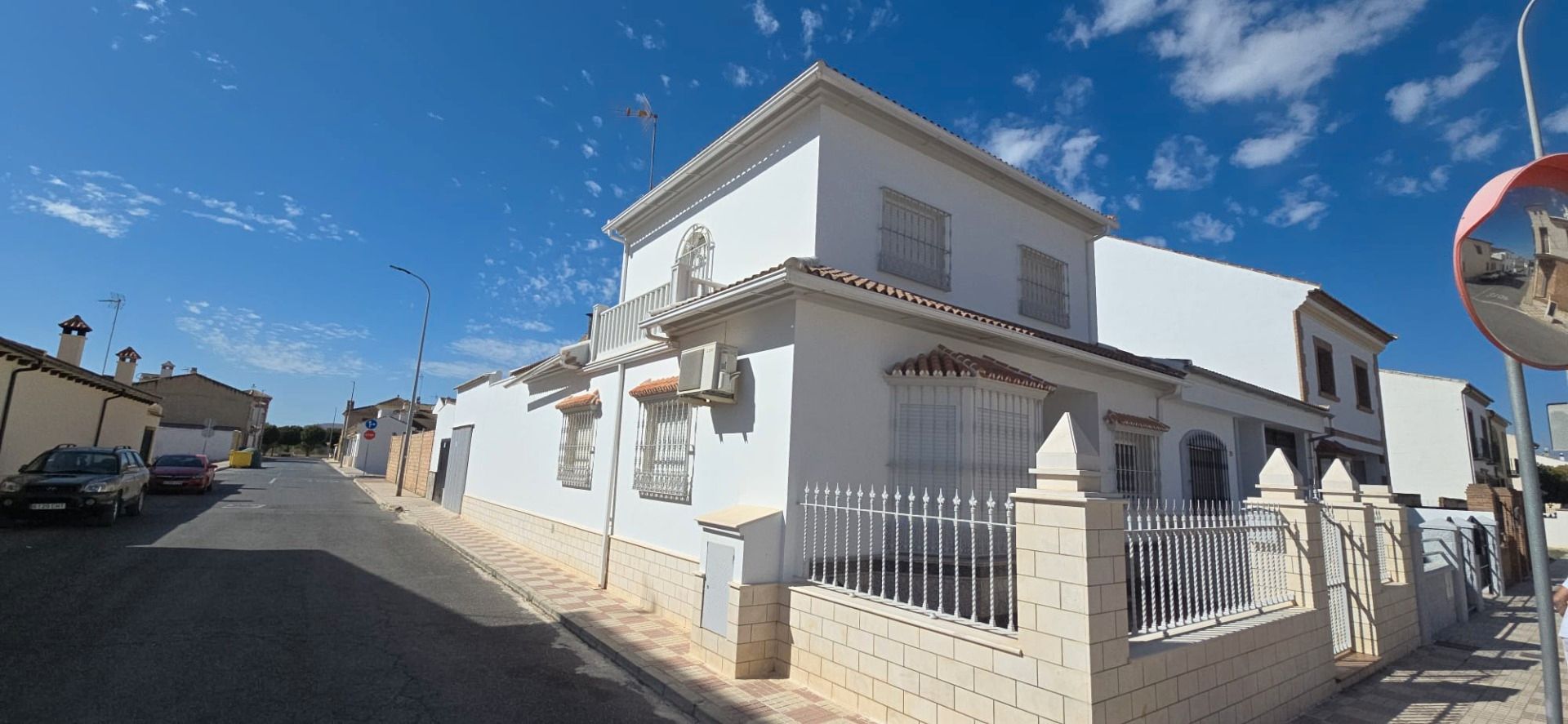 Vista exterior de Casa adosada en venta en Campillos con Aire acondicionado y Alarma